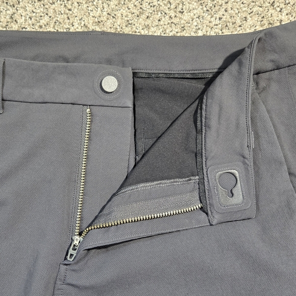 lululemon athletica Men's Size 32 x 32 Slate Gray Pants - Picture 3 of 10